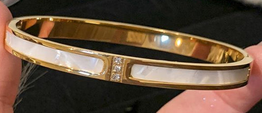 A Hendra Bracelet